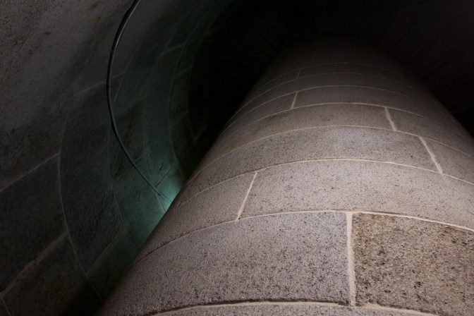 Looking up the central shaft to the top of the monument.