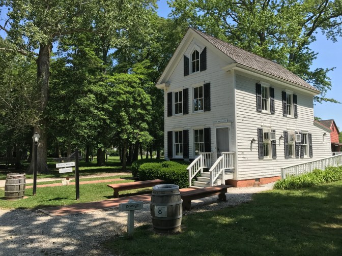 Ice cream shop at Cold Spring.