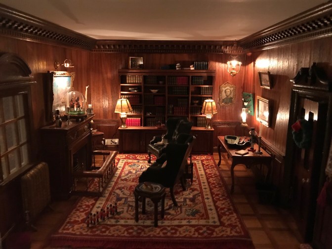Miniature model of a sitting room.