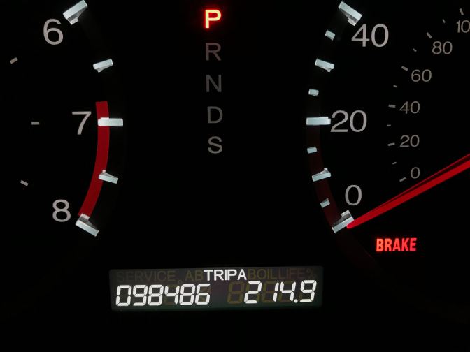 Odometer showing 98486 miles.