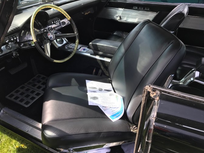 Interior of Chrysler 300, with swivel front seats.