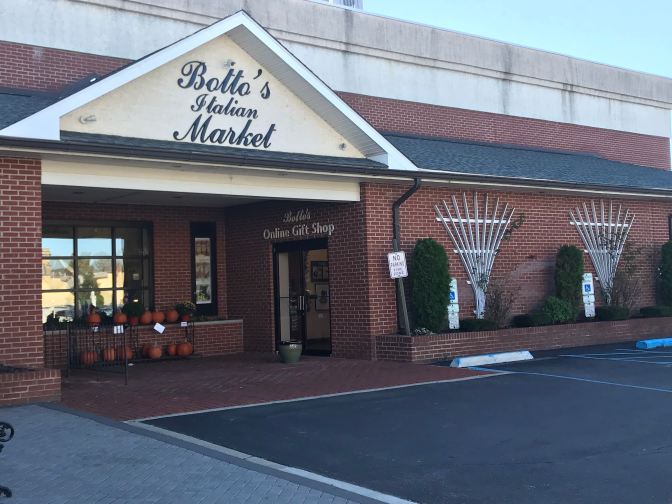 Exterior of Botto's Italian Market and Restaurant.