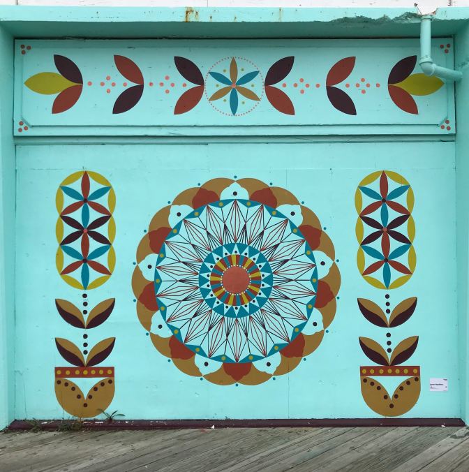 Decorate flowers mural.
