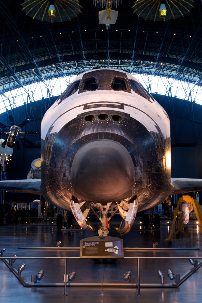 Frontal view of Space Shuttle Discovery.