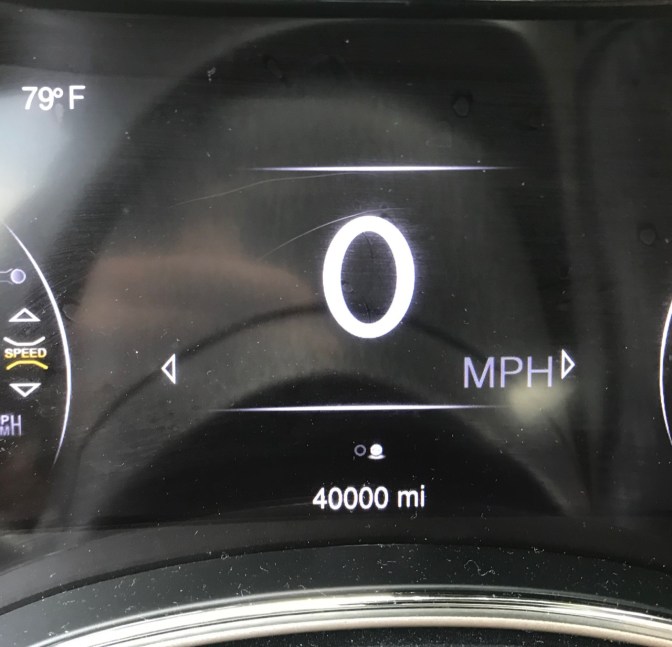 Jeep Grand Cherokee odometer reading 40,000 miles.