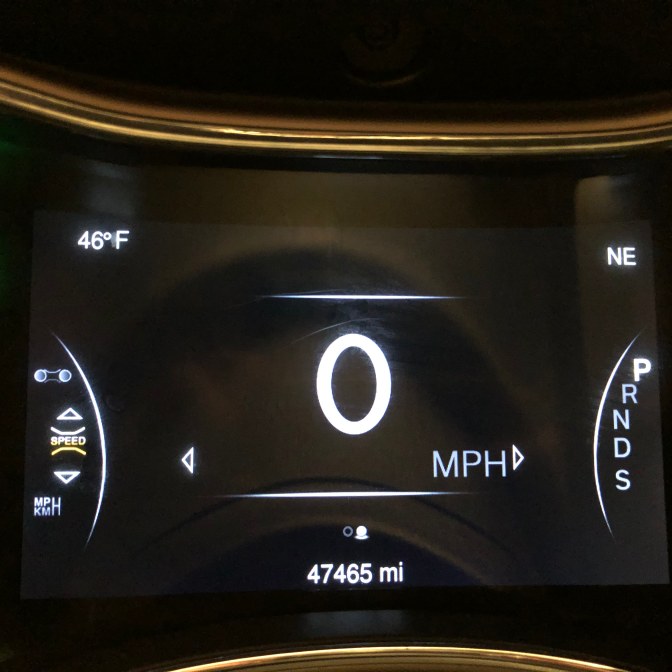 Car odometer that reads 46,465.