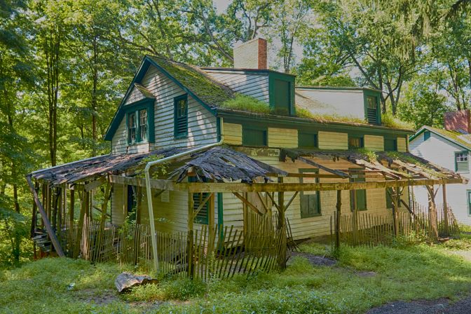 Dilapidated workers' cottage.