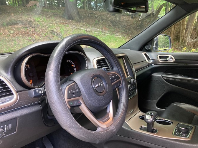 Interior of 2014 Jeep Grand Cherokee