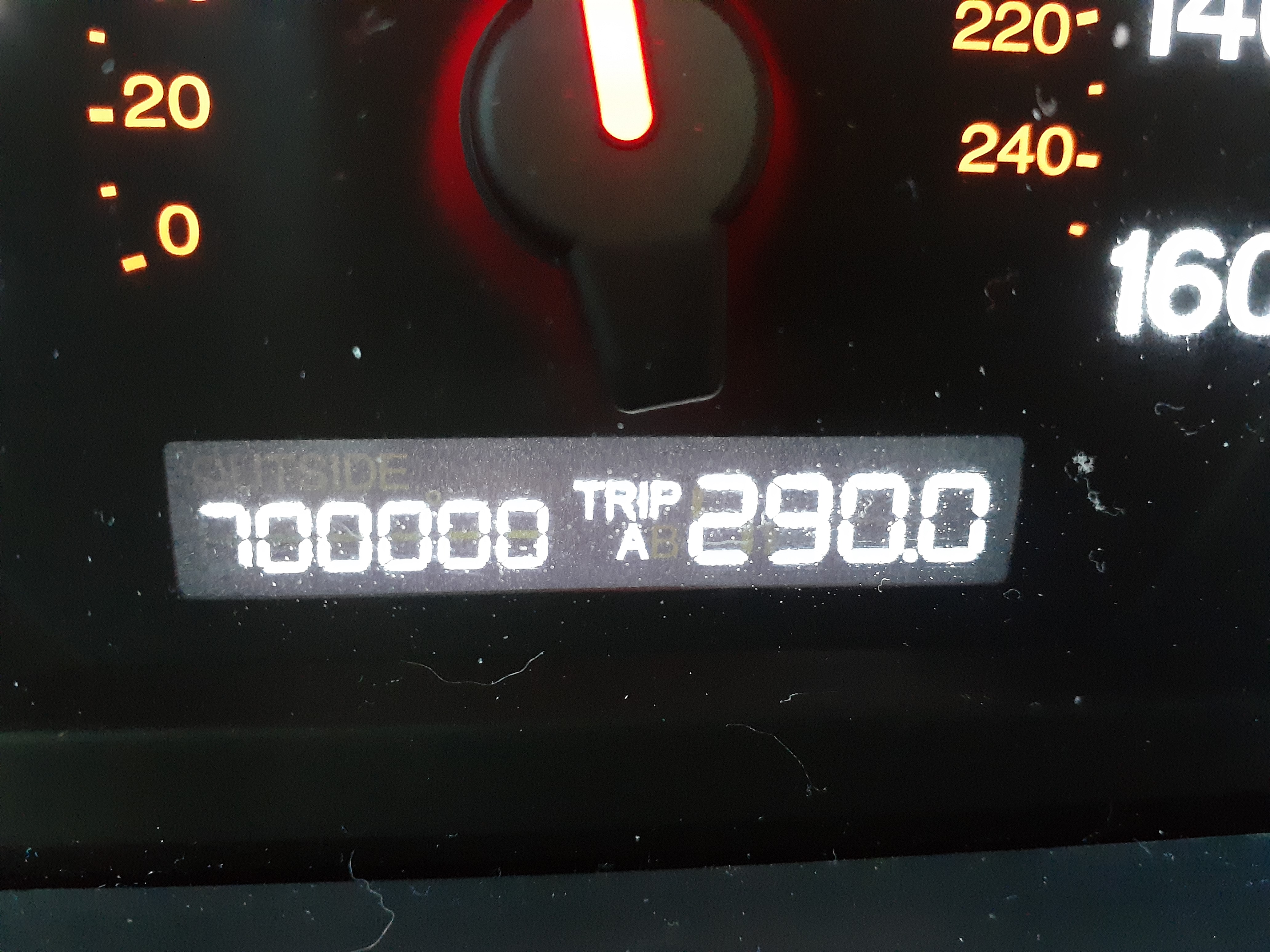 Car odometer reading 700000 TRIP A 290.0