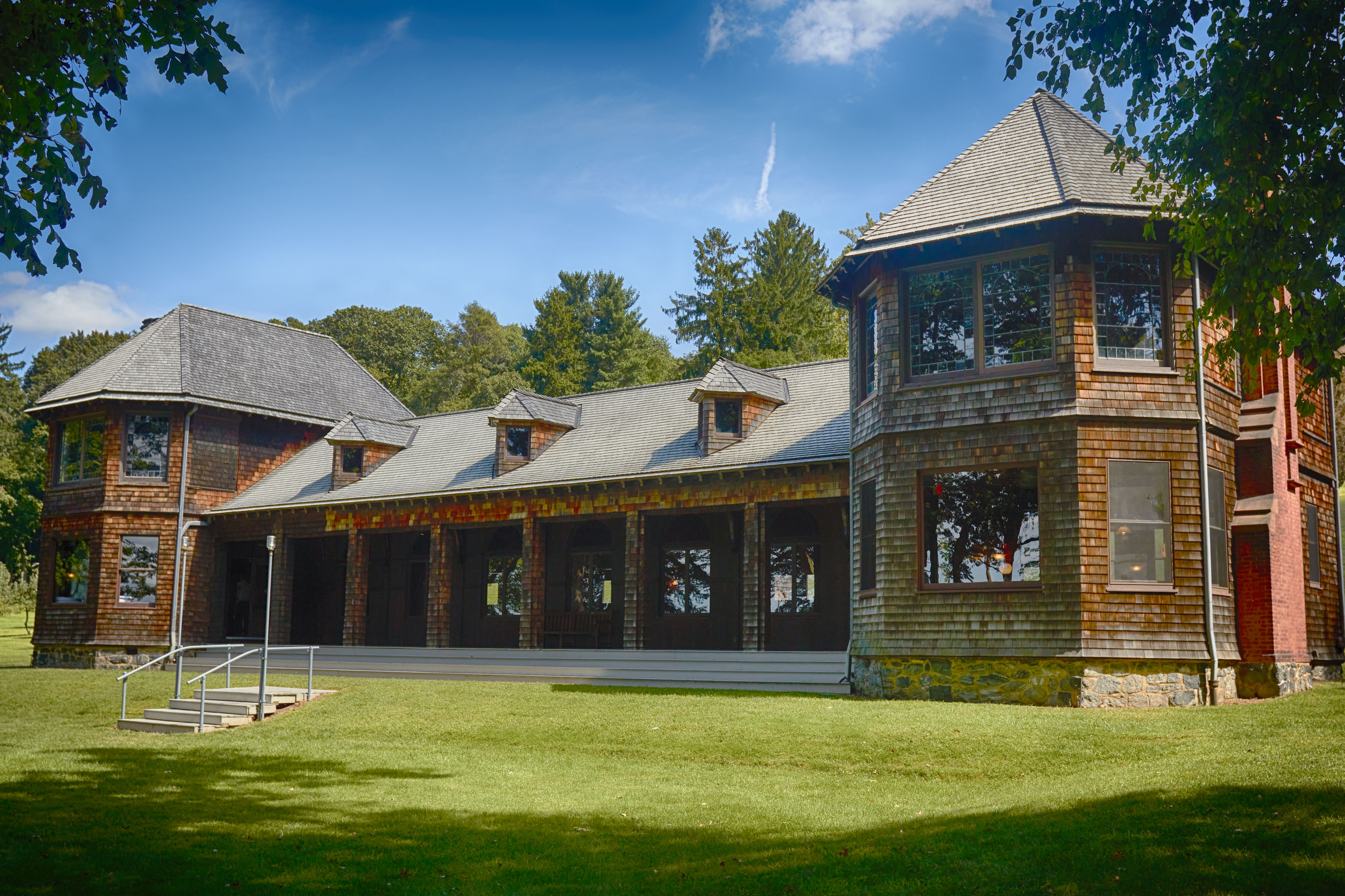 Exterior of bowling alley building.