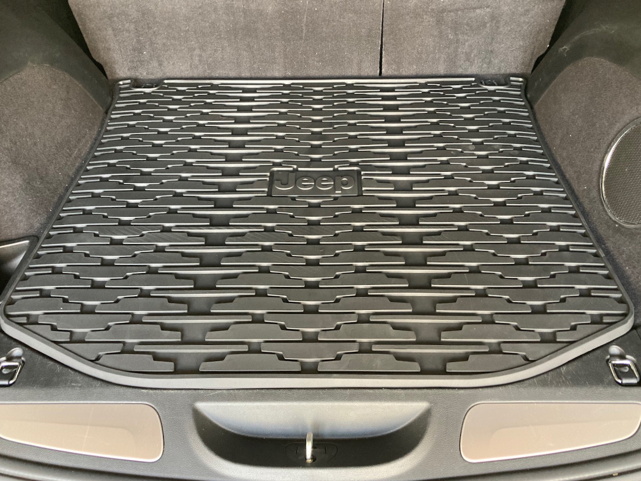 All-weather trunk mat in Jeep Grand Cherokee.