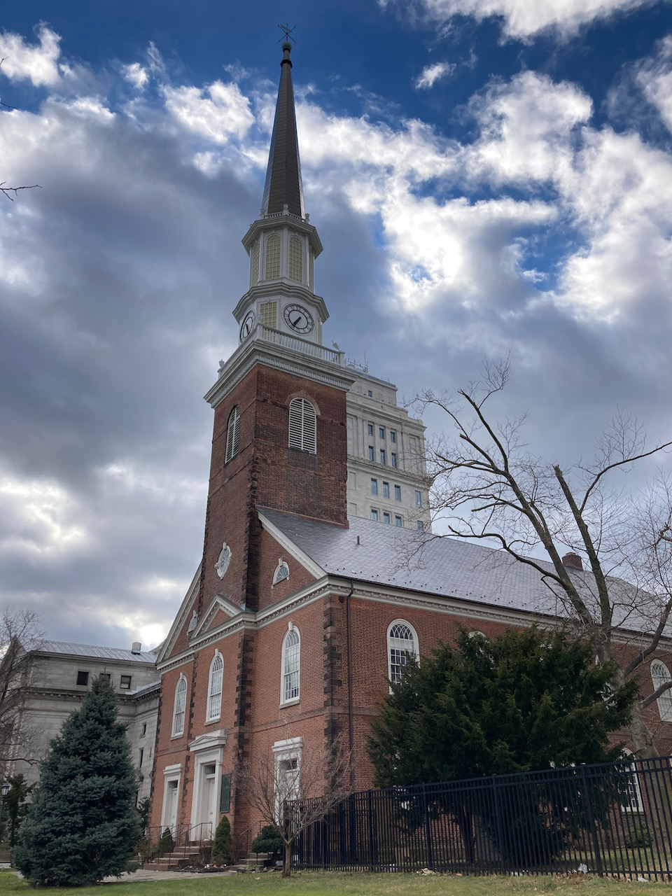 Exterior of First Presbyterian Church of Elizabeth.