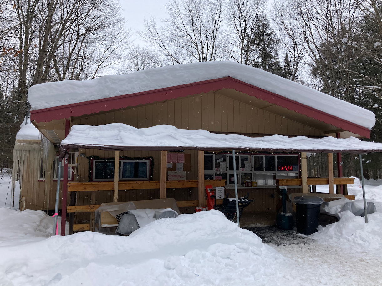 Exterior of Eagle Bay Donut Shop.