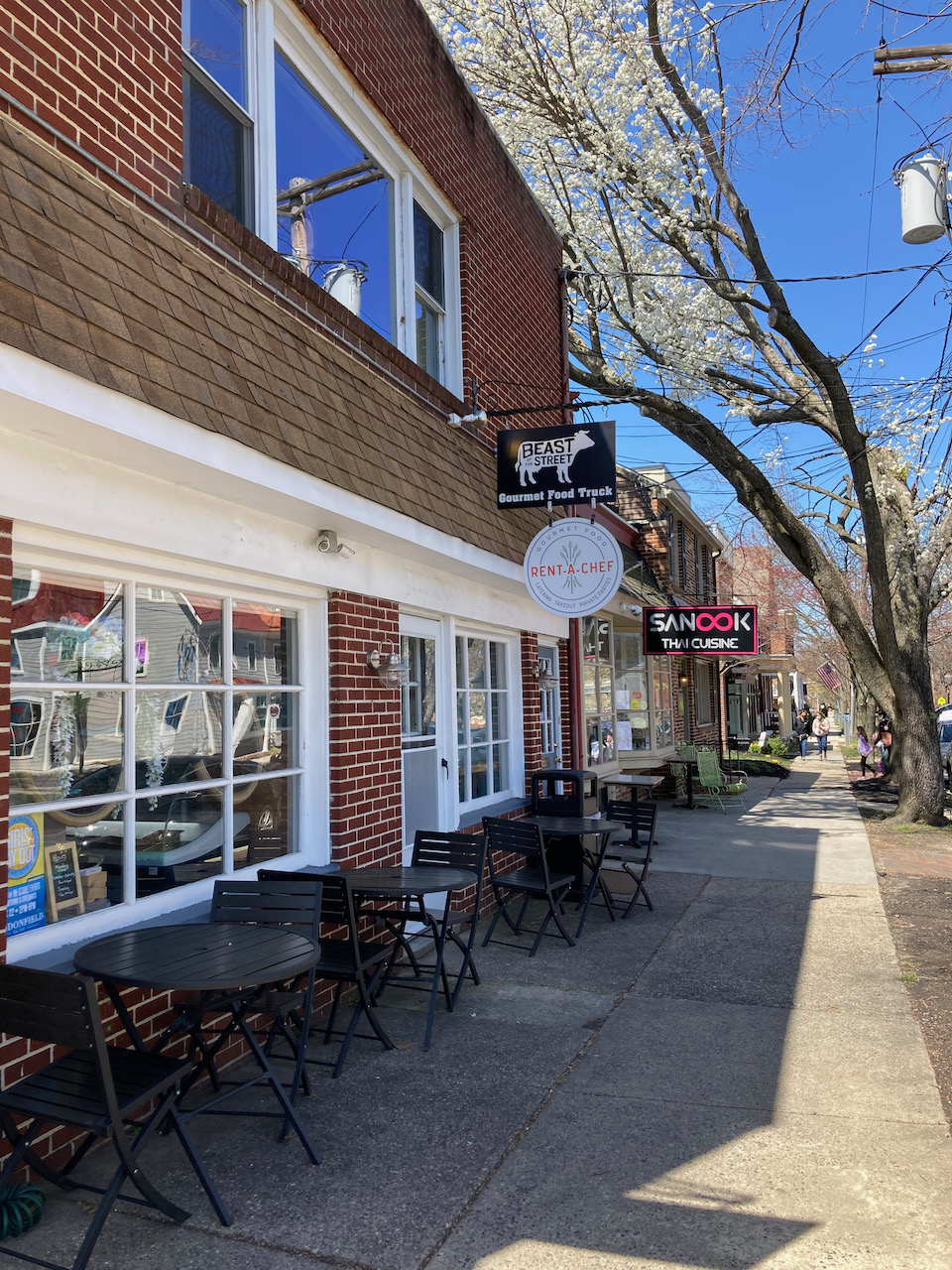 Exterior of Bleu Bear Bakery in Haddonfield, NJ.