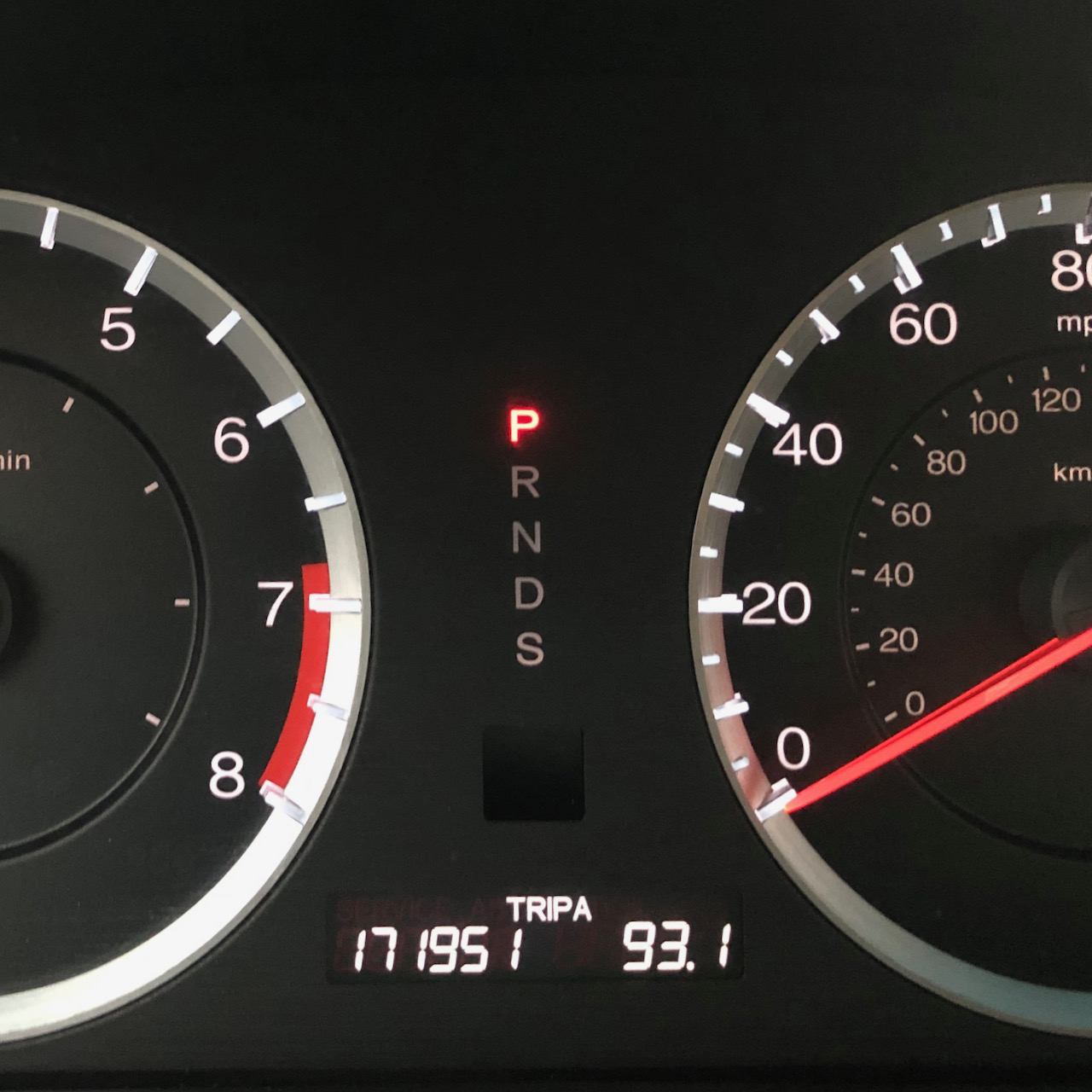 Car odometer reading 171951 93.1