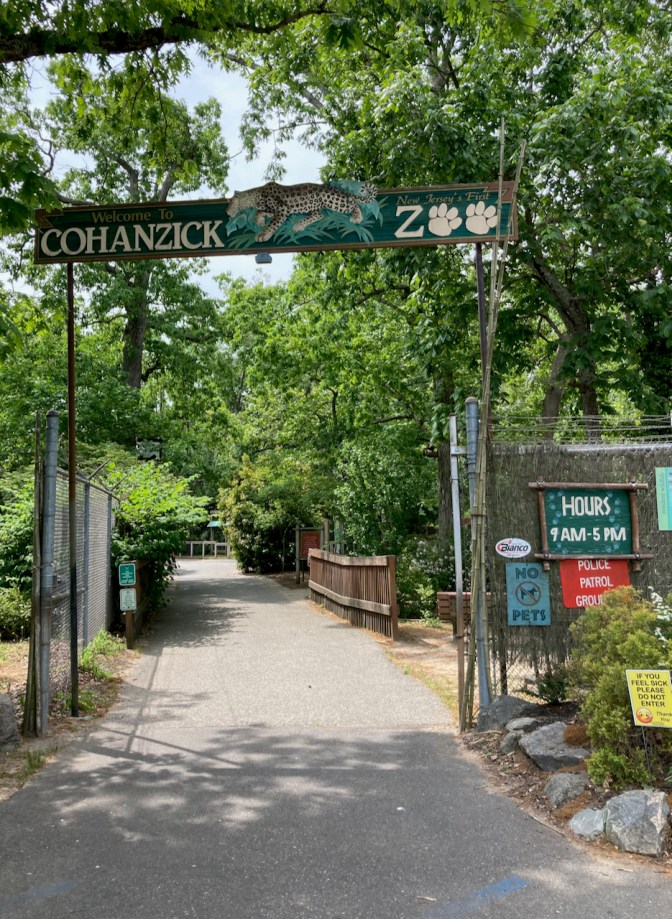 Entrance for Cohanzick Zoo.
