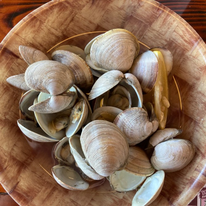 18 clams in white sauce.