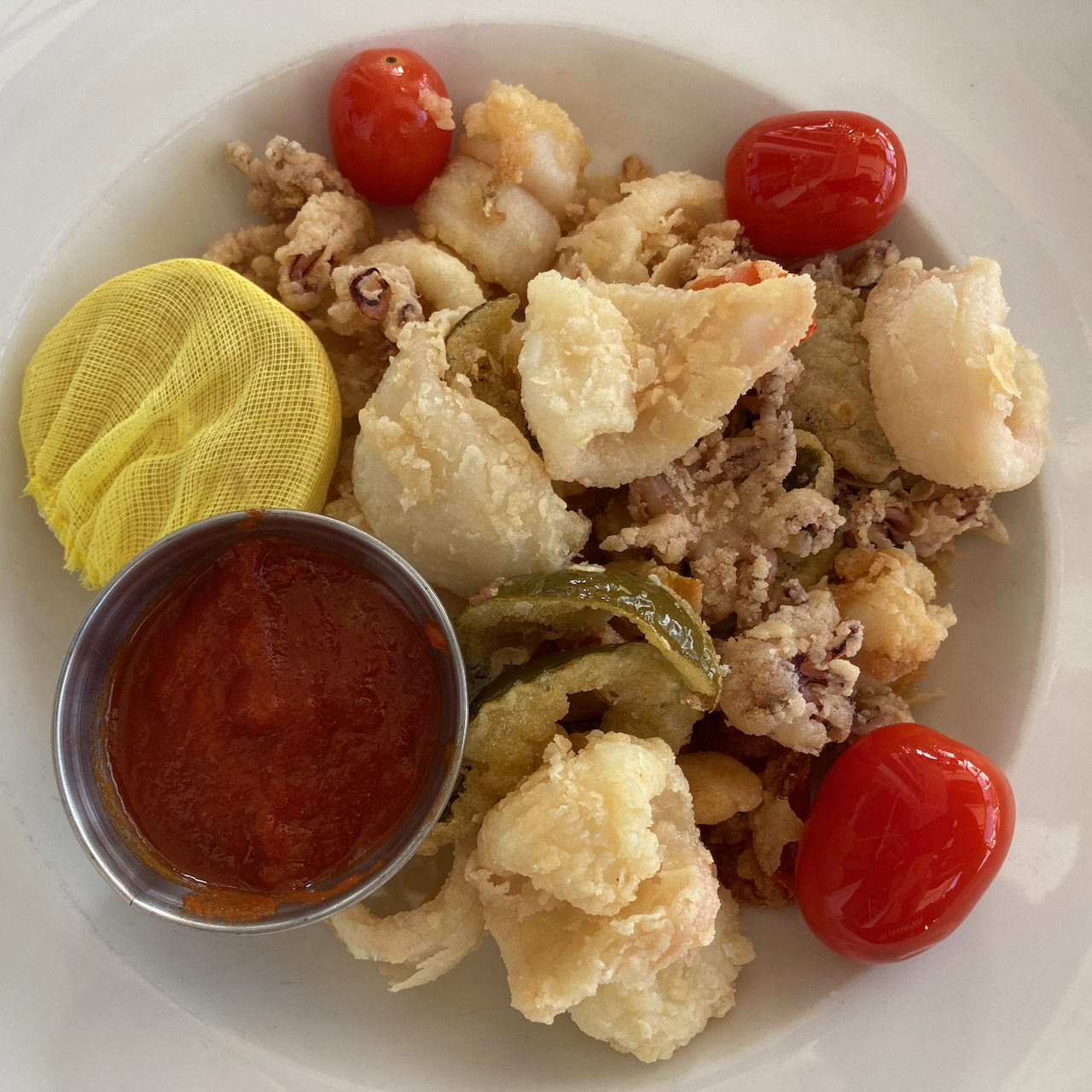 Bowl with fried calamari.