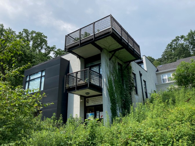 Welcome center of Scherman Hoffman Wildlife Preserve.