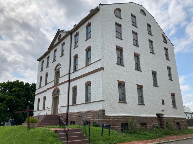 Exterior of the Proprietary House.