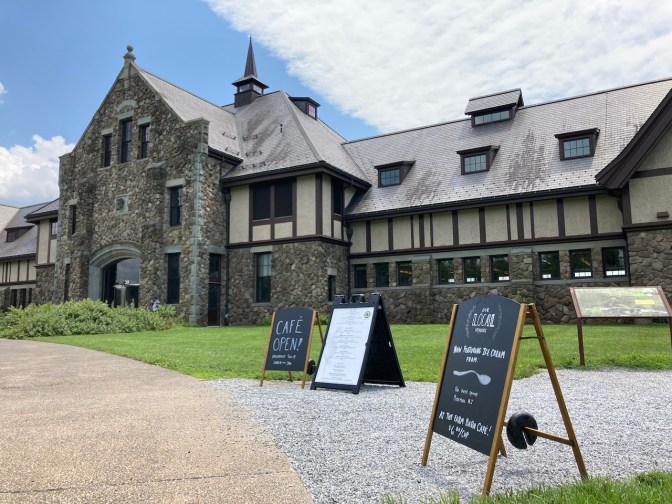 Exterior of Duke Farms visitor center.