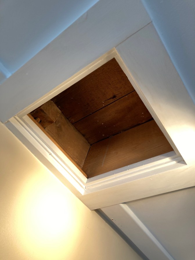 Exposed section of ceiling joint.