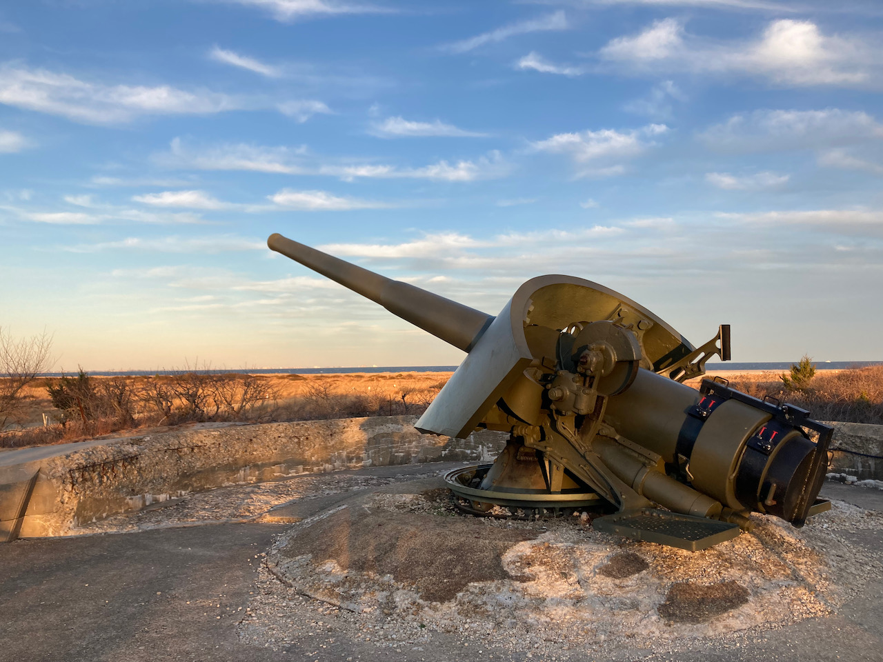 6" gun in emplacement on Battery Gunnison.