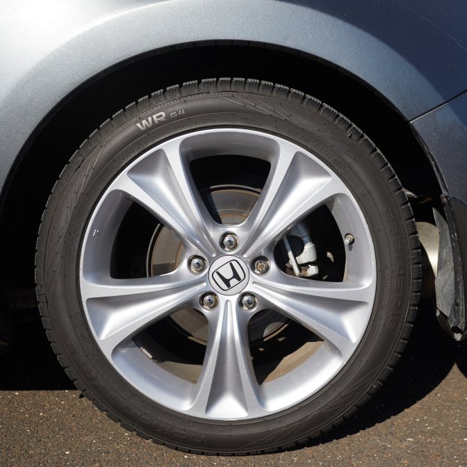 Tire and wheel of car.