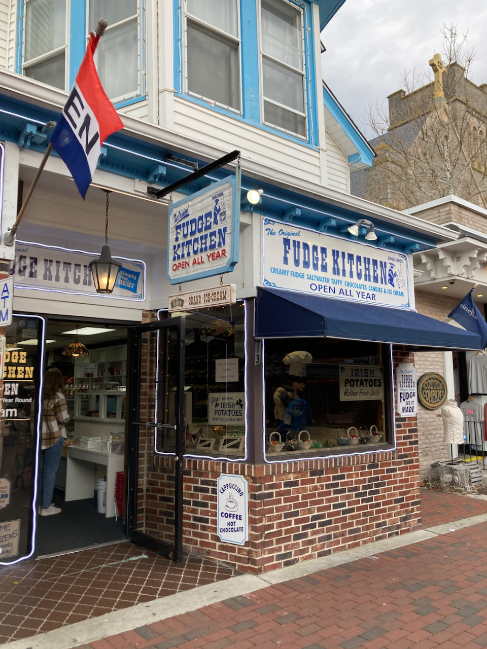 Exterior of The Original Fudge Kitchen.