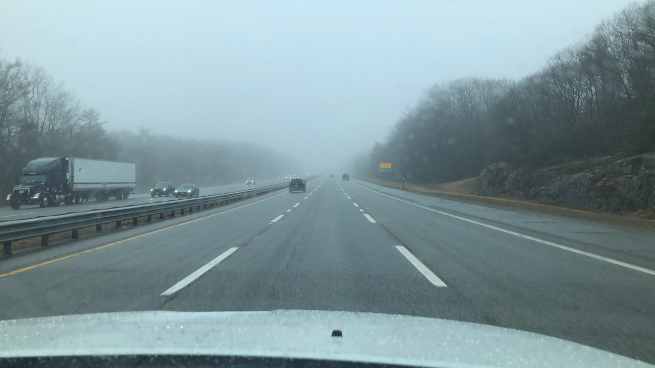 I-95, with fog and rain falling from the sky.