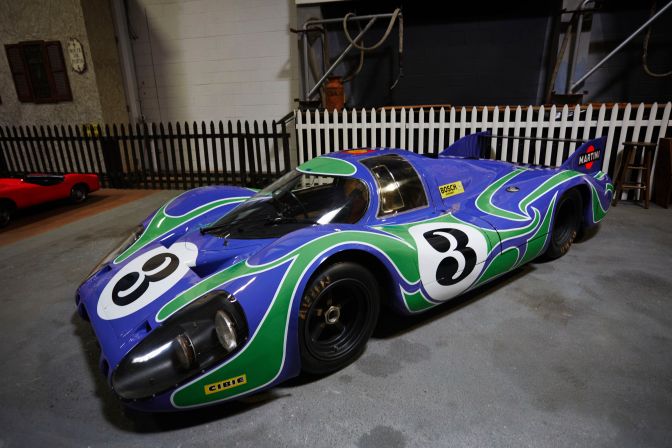 1970 Porsche 917 LH in pit lane diorama.