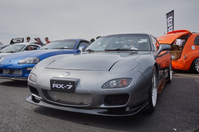 Gray Mazda RX-7.