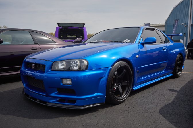 Nissan Skyline GT-R in blue.