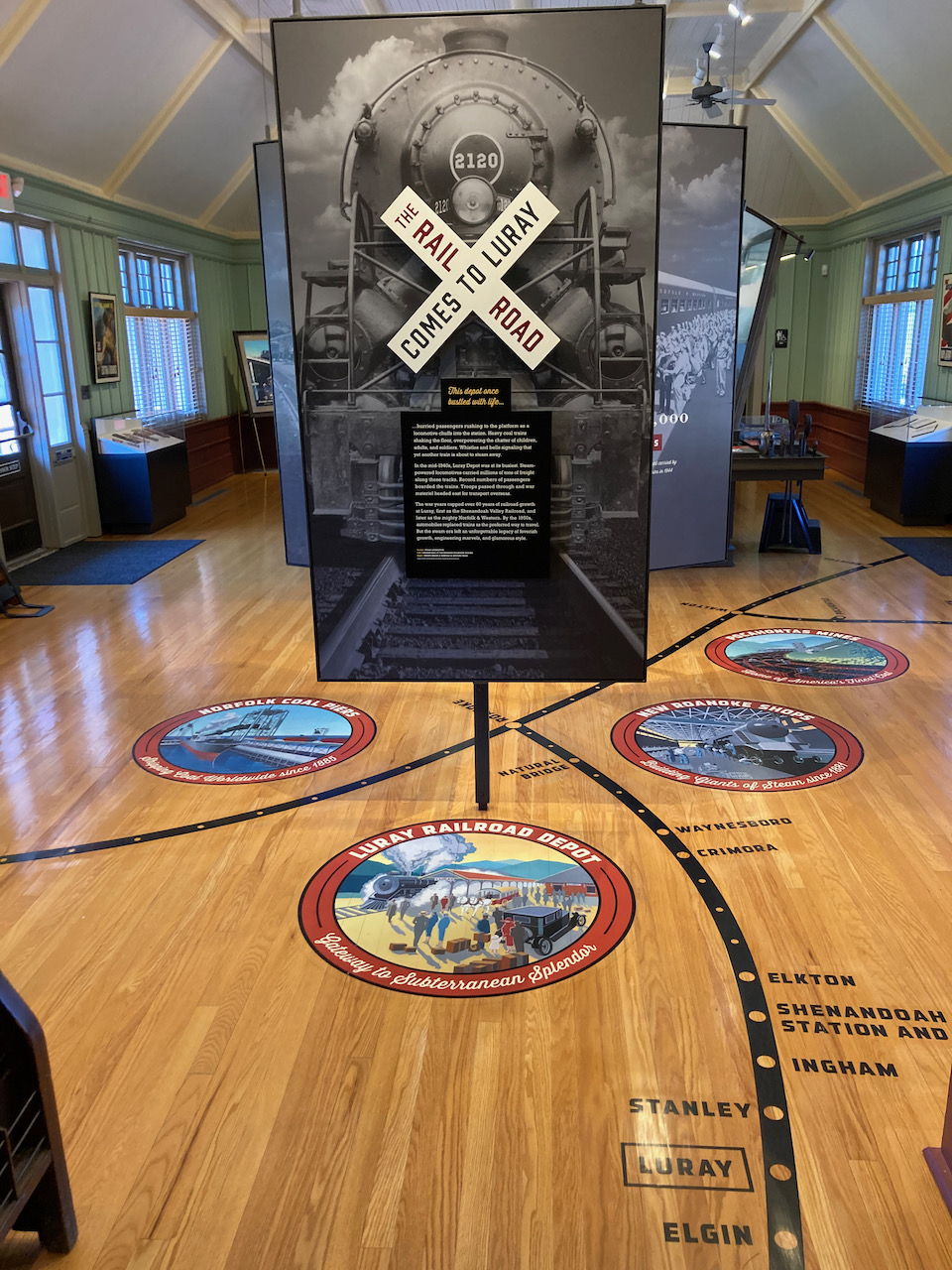 Small museum on railroad history of northern Virginia in Luray Visitor Center