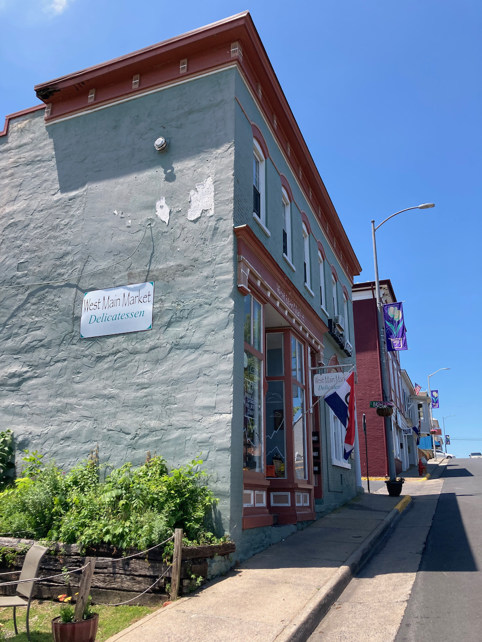 Exterior of West Main Market Deli.