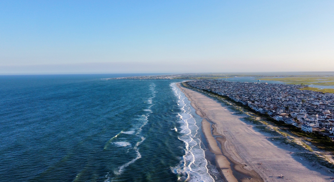 Airborne view of Sea Isle City, looking south, toward Avalon.