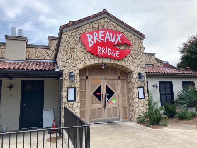 Exterior of Breaux Ridge restaurant.