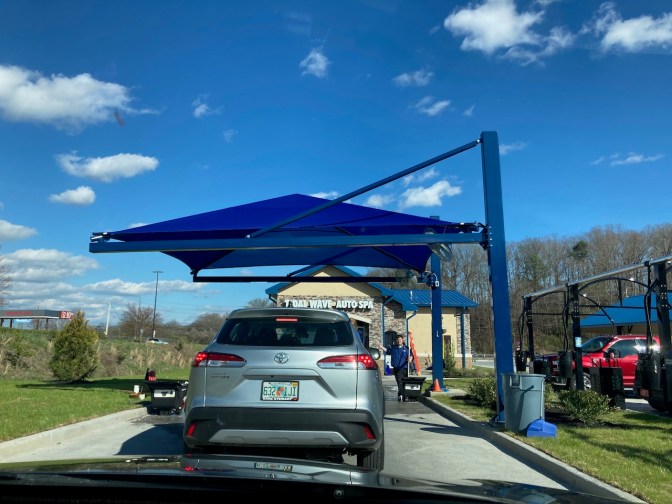 Exterior of Tidal Wave Auto Spa.