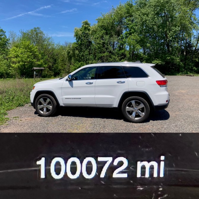 2014 Jeep Grand Cherokee - split image of Jeep on top and odometer on bottom reading 100072 miles
