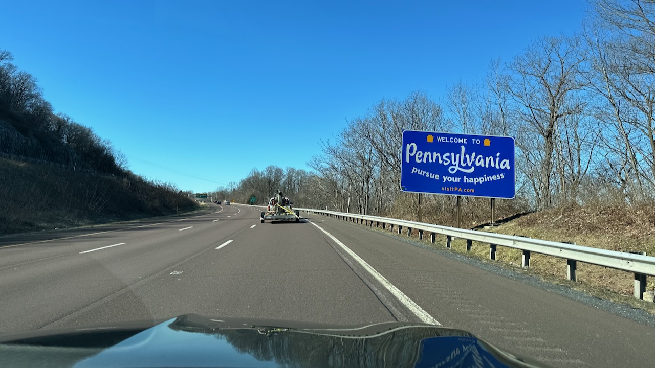 Welcome sign for Pennsylvania along I-78.