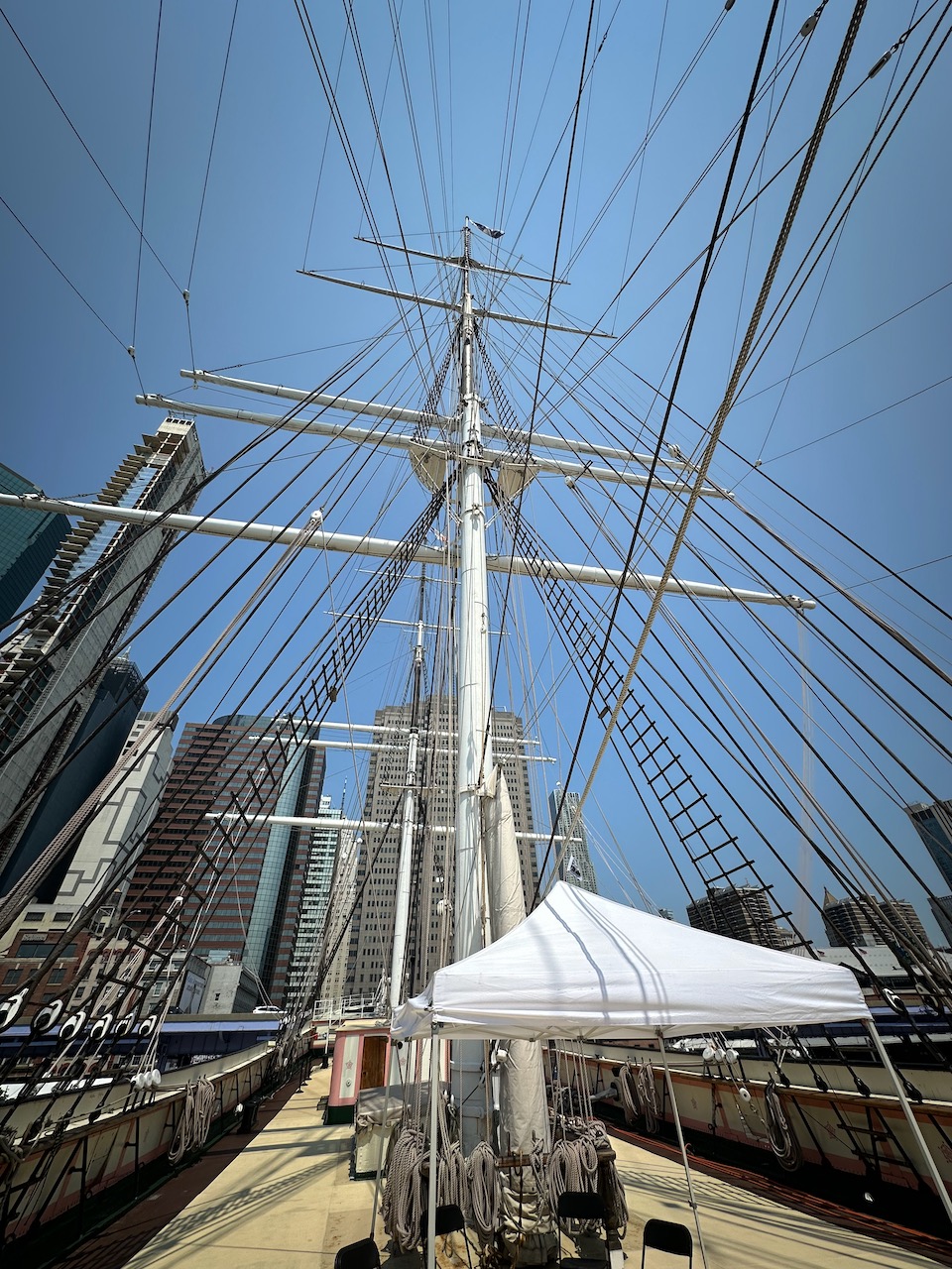 Mast and upper deck of Wavertree.