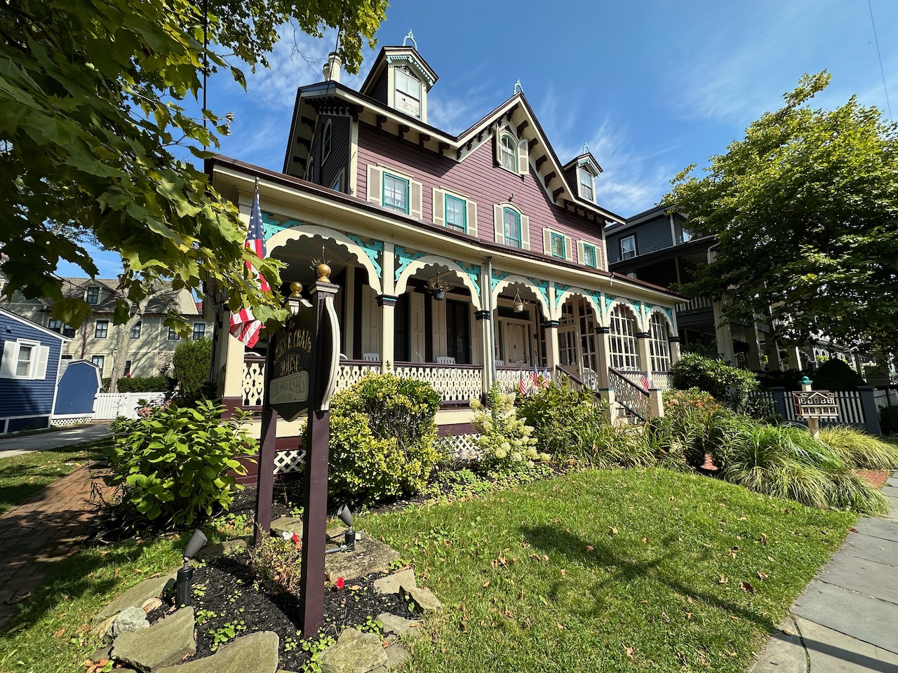 Exterior of John F. Craig house.