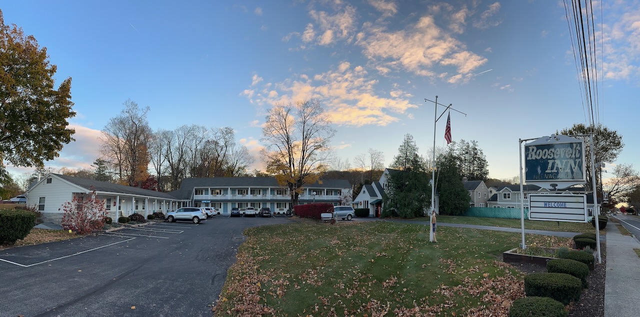 Exterior of the Roosevelt Inn.