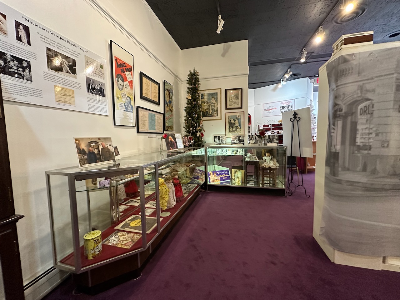 Exhibits in the It's a Wonderful Life Museum.