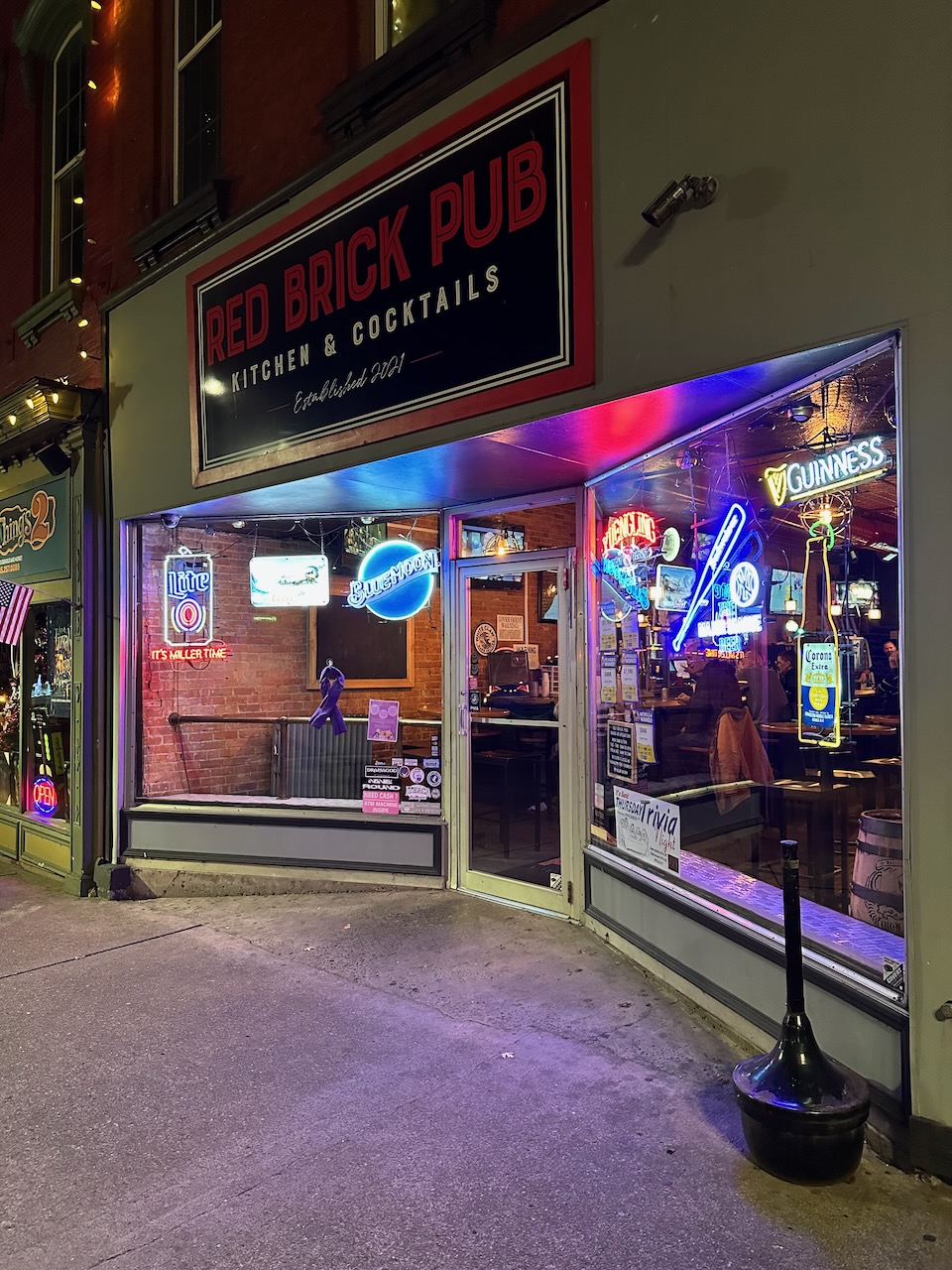 Exterior of Red Brick Pub Kitchen and Cocktails.