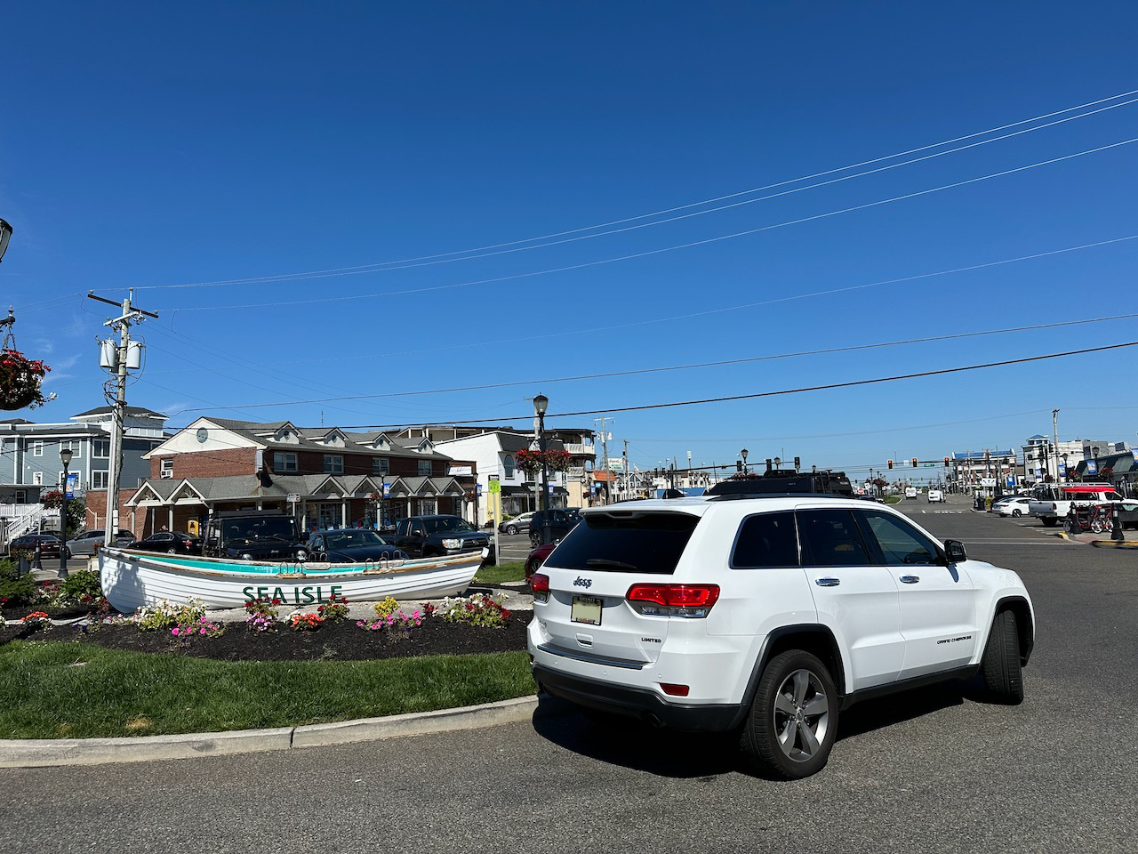 2014 Jeep Grand Cherokee parked in downtown Sea Isle City.