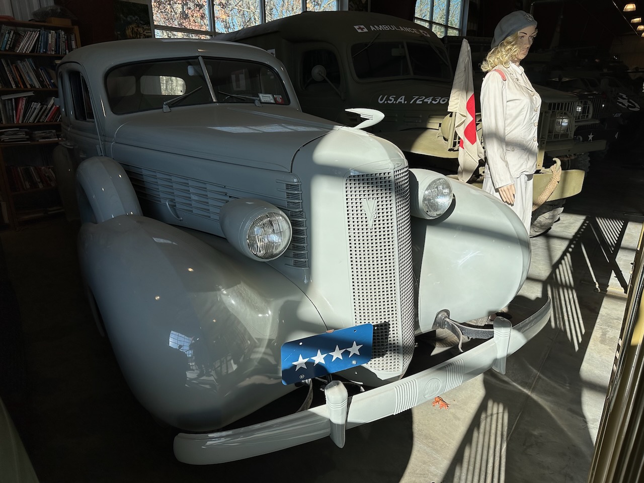 La Salle sedan staff car.