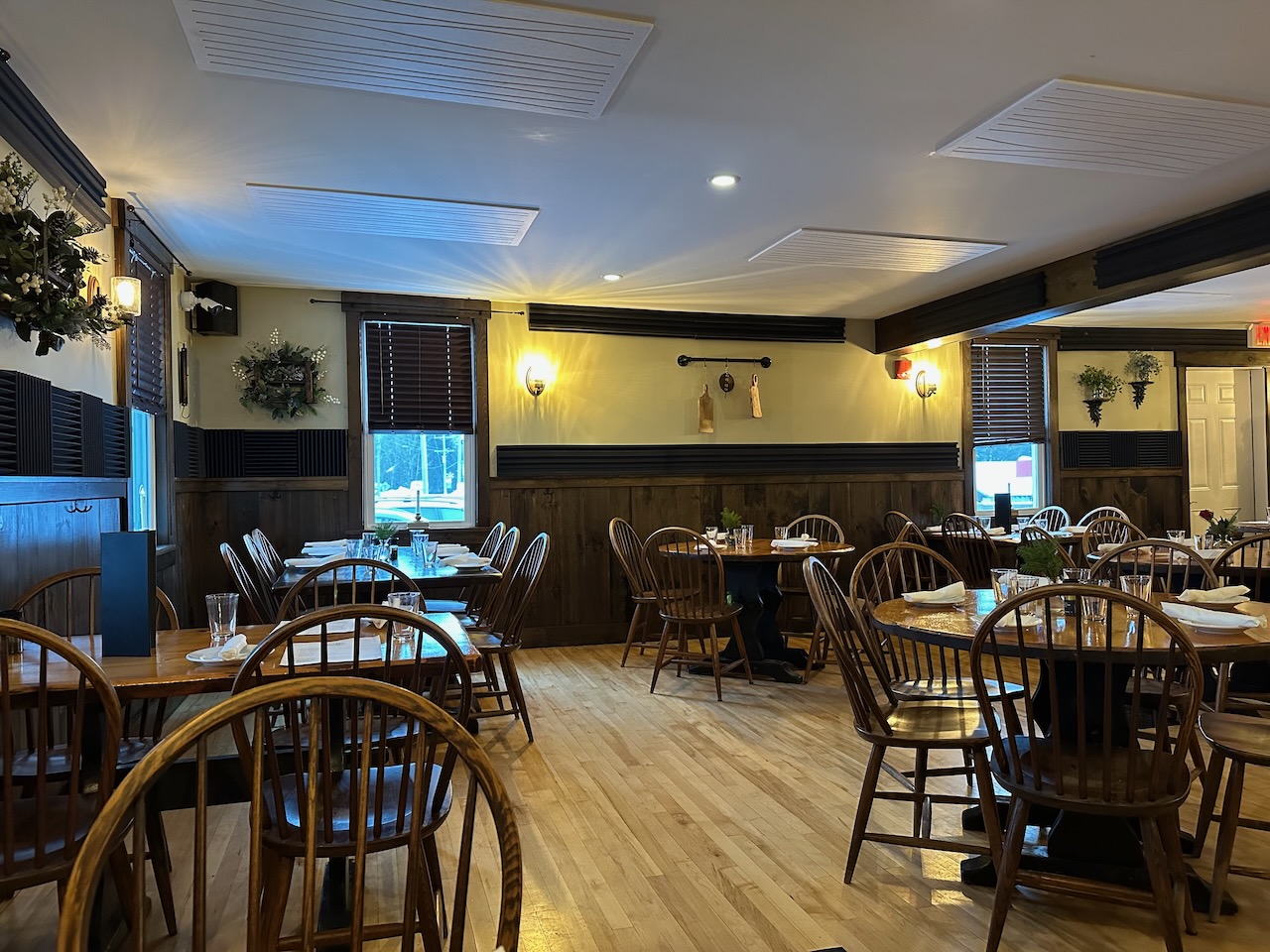 Interior of Eagle Bay House restaurant.