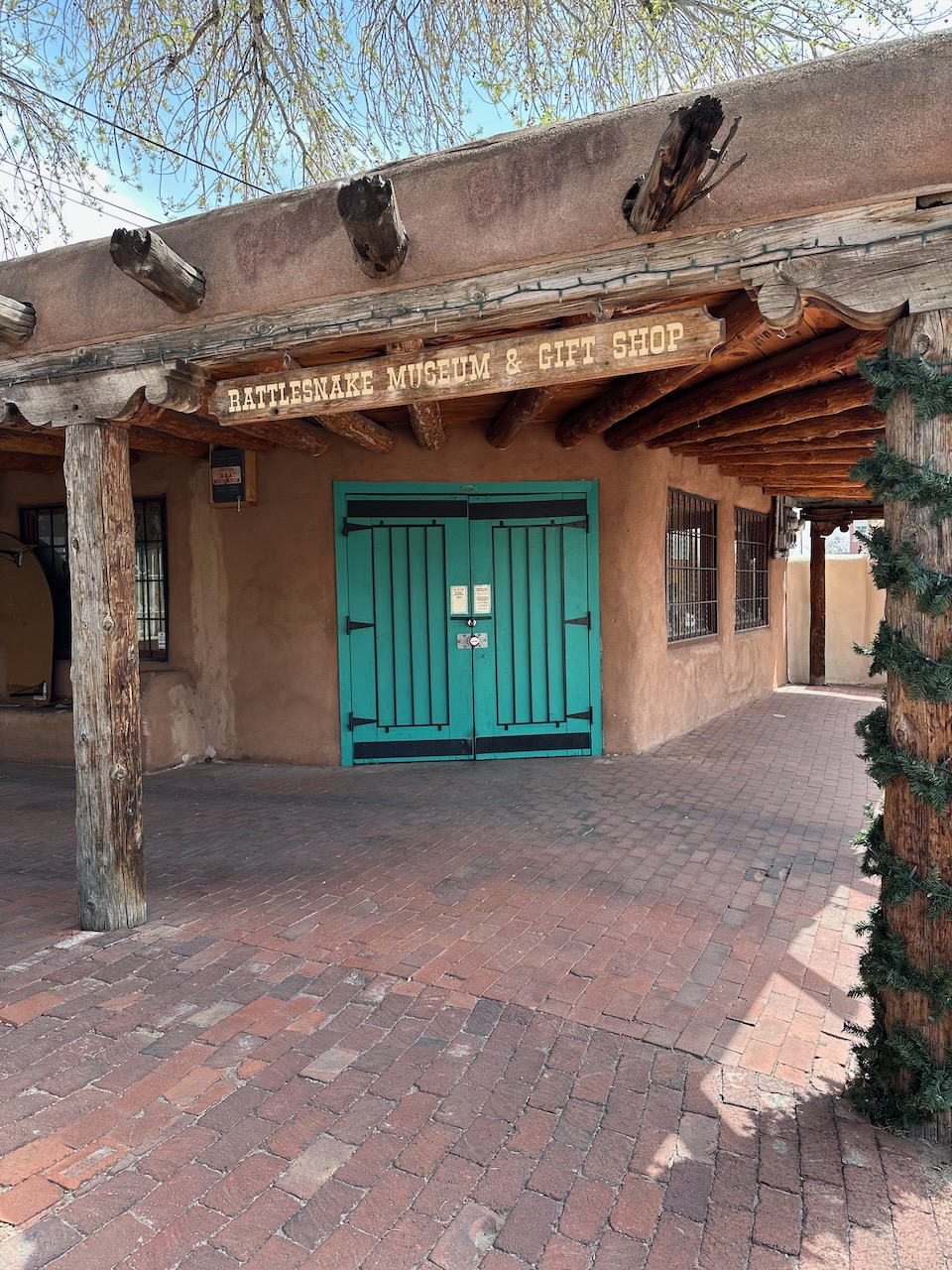 Exterior of Rattlesnake Museum. 