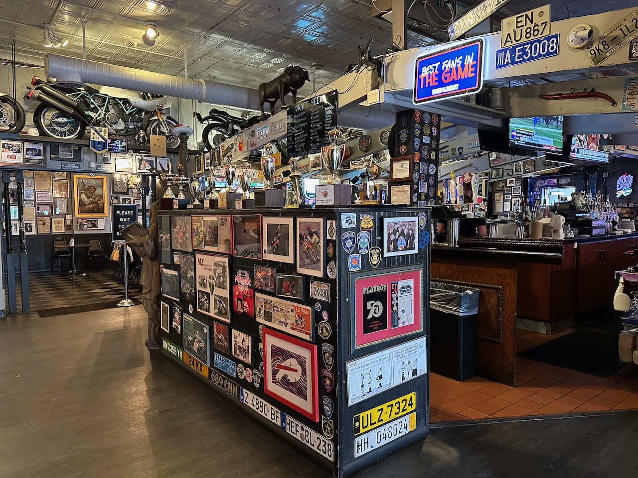 Interior of Anchor Bar. 
